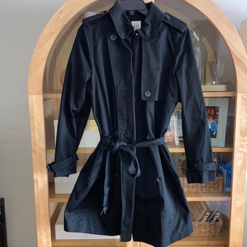 LP Gap Trench Coat